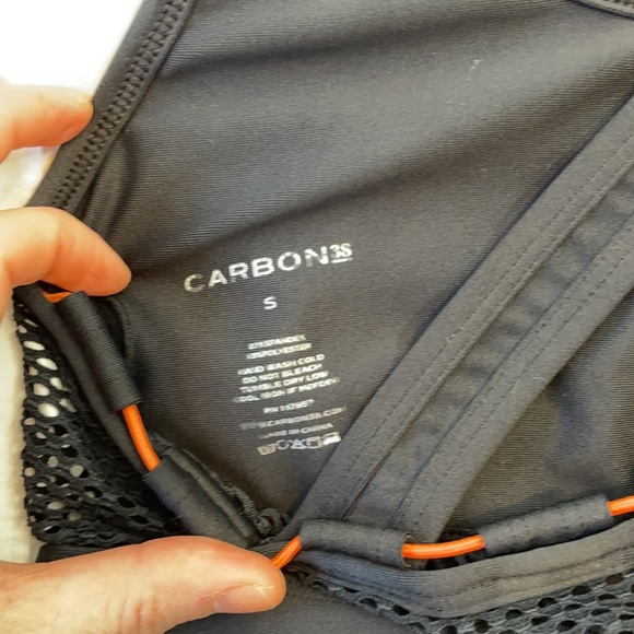 Carbon38 bungee mesh cross back sports bra - Picture 4 of 5